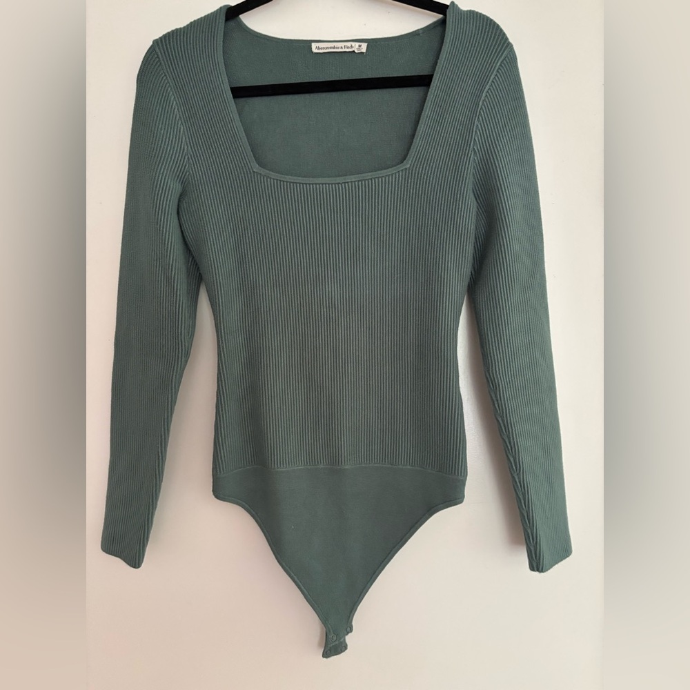 Abercrombie & Fitch Green Ribbed Top